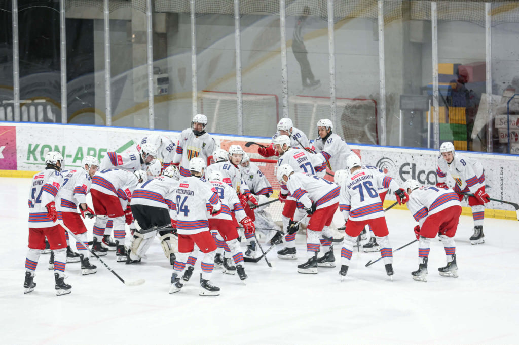 Zaciekła walka Polonistów i 10-lecie PETRALANY